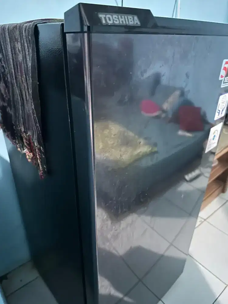 Kulkas Toshiba 196 1 pintu