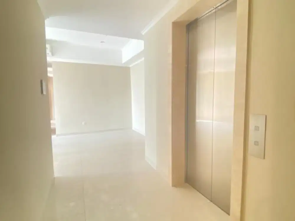 disewakan 3+1 bedroom semi furnish taman anggrek residence
