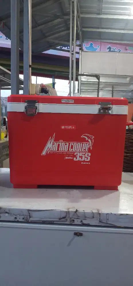 Cooler merk marina 35 S