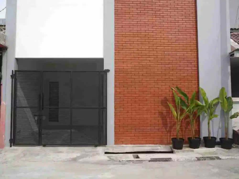 Dijual Rumah Siap Huni Lokasi Strategis di Harapan Baru, Bekasi Utara