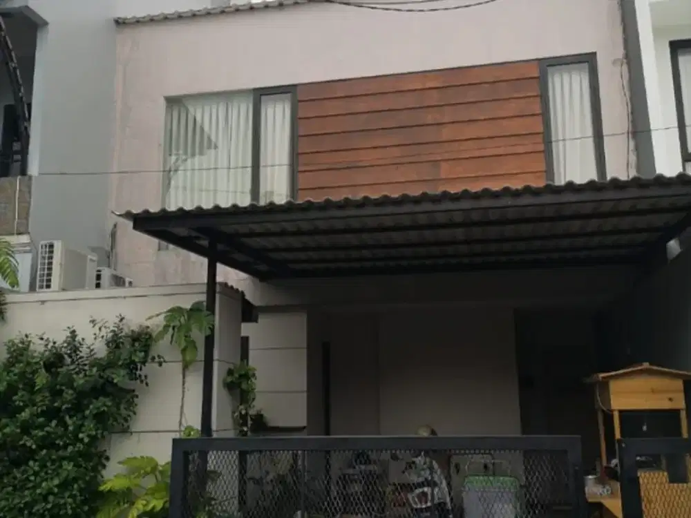 Rumah Estetik Secondary 2 Lantai Siap Huni Puri Asri Pakuwon City Sby