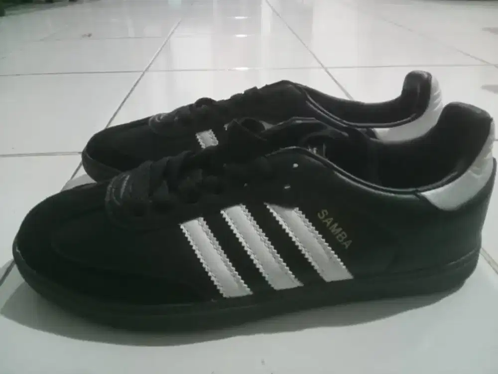 Sepatu Adid*s Samba no 41.5 made in vietnam new original