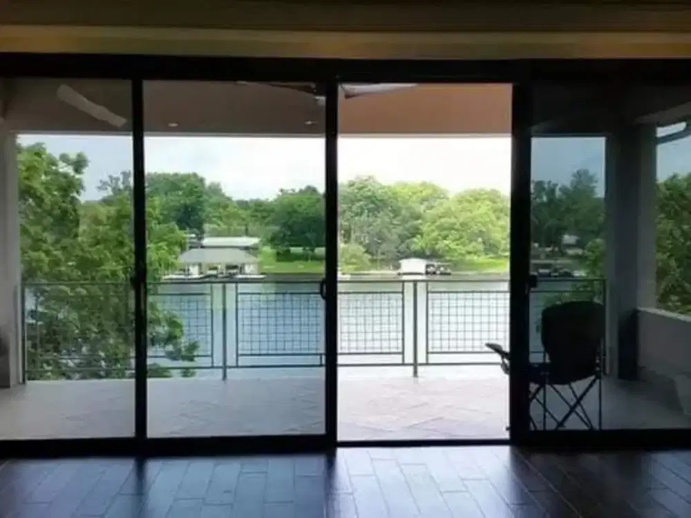 Jasa Pasang Kaca film Rumah- kaca film riben- kaca film tolak panas