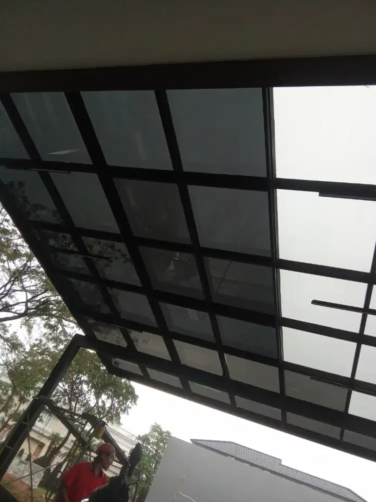 Jasa pasang kaca film Rumah - kaca film tolak panas - kaca film Hitam
