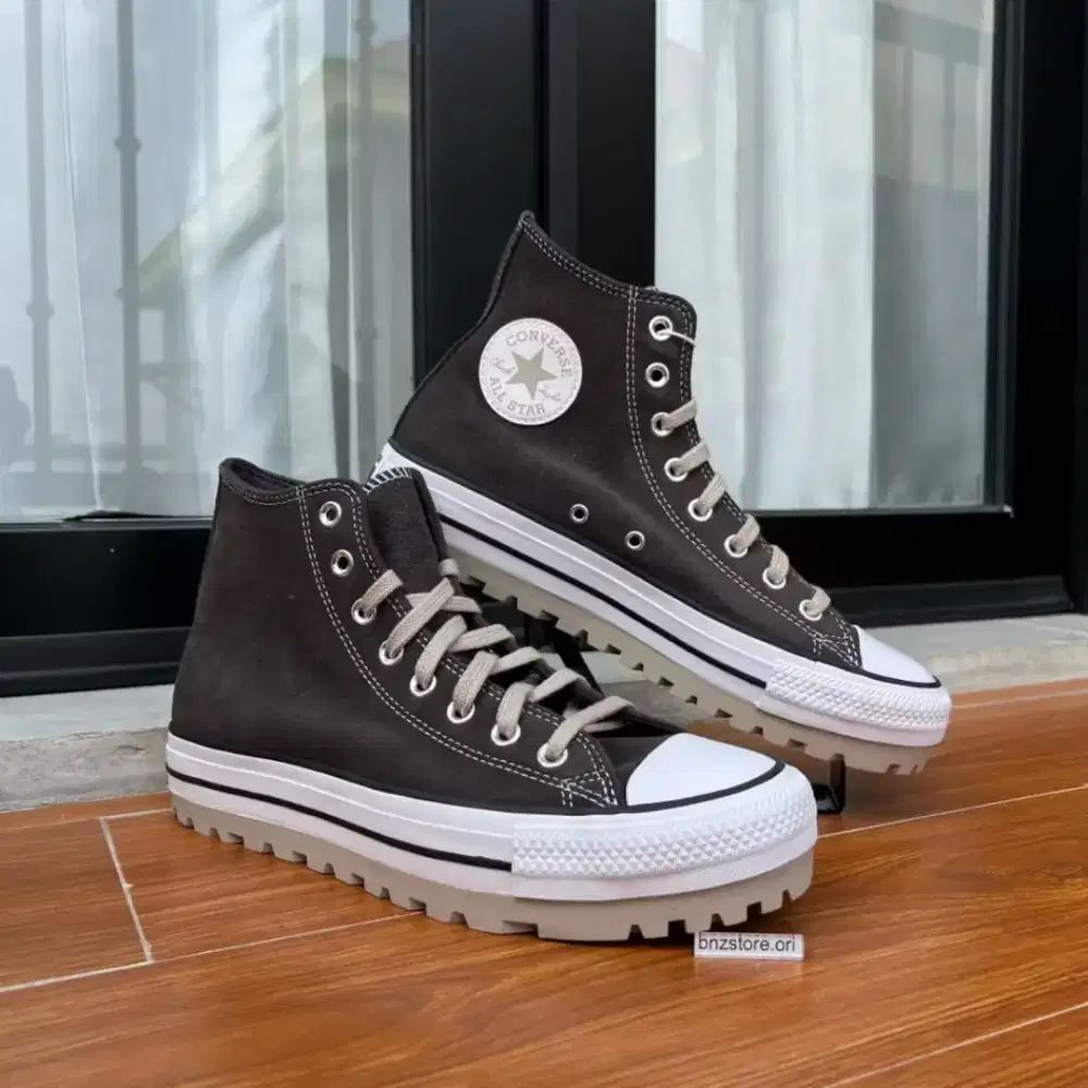 Converse City Trek Boot Kulit Suede size 44 New Original