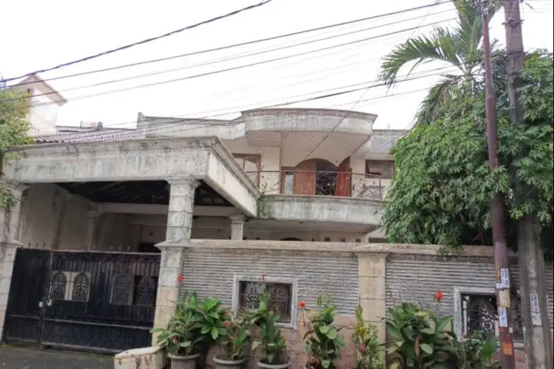 HOT DEALS Rumah Via Lelang di DepsosIII dekat Pondok Indah Mall Jaksel