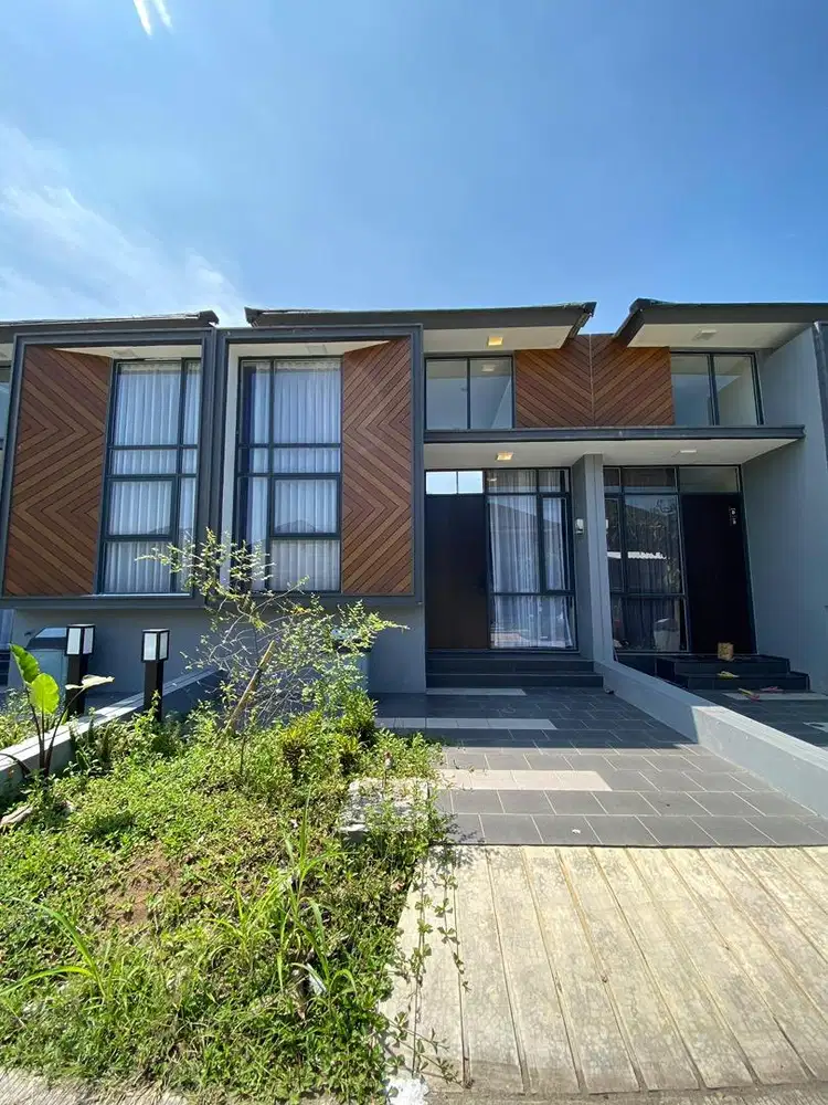 Rumah 500jtan di Golden Flower, Kondisi New belum pernah ditempati