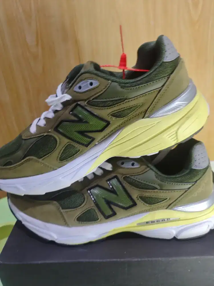 SEPATU NEW BALANCE 990