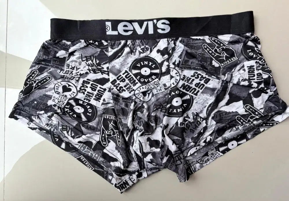 celana dalam boxer Levis motif (L/XL), tag ada, karet aman