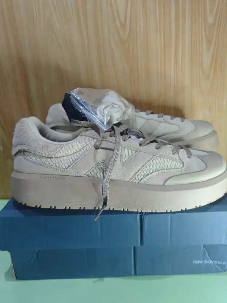 SEPATU NEW BALANCE CT 302