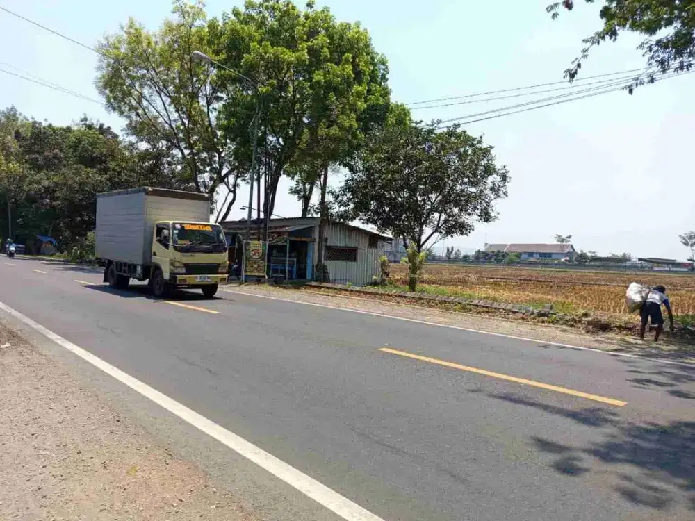 TANAH POROS GENENGAN PAKISAJI KABUPATEN MALANG