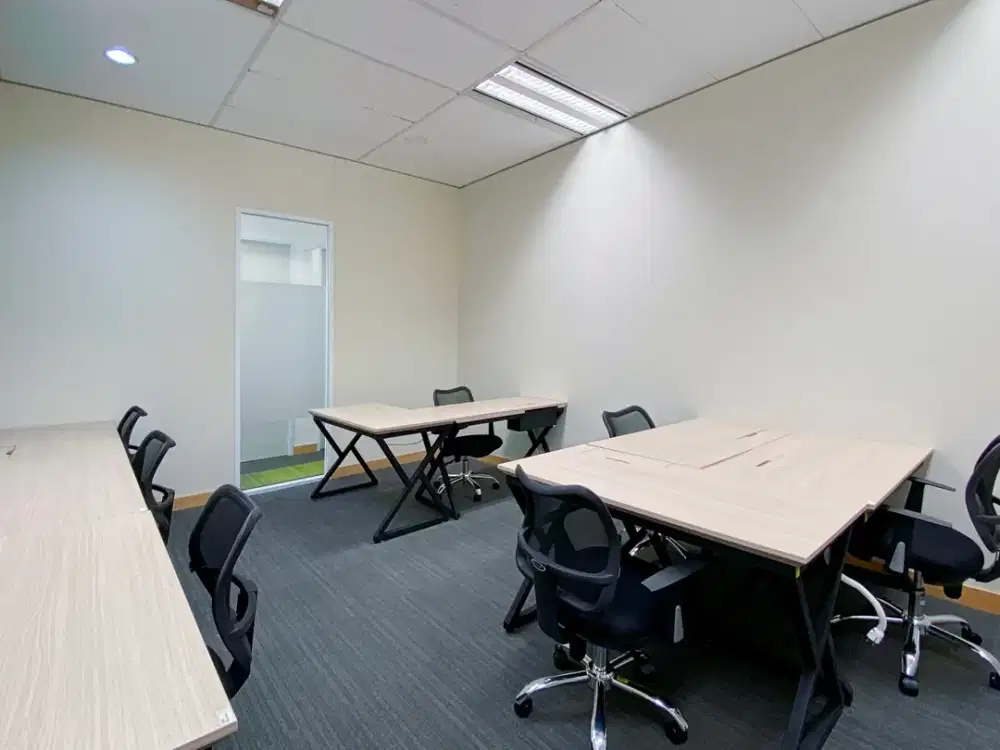 Regus - Menara Palma Simatupang (Kantor Pribadi 5 Orang)