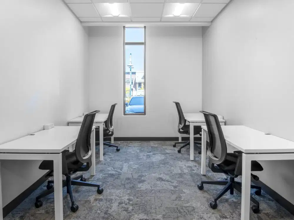 Regus - HQ Lippo Thamrin (Kantor Pribadi 2 orang)