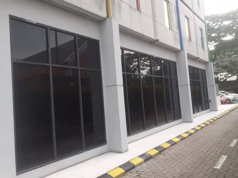 Jasa Pasang Sticker Kaca Film-Kaca Film Rumah-Kaca Film Tolak Panas