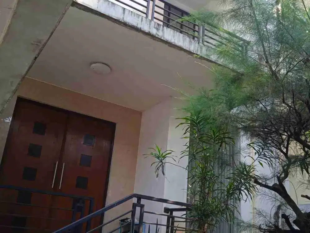 JUAL RUMAH MAHOGANY RESIDENCE COBUBUR 3 LANTAI PLUS MEZZANINE