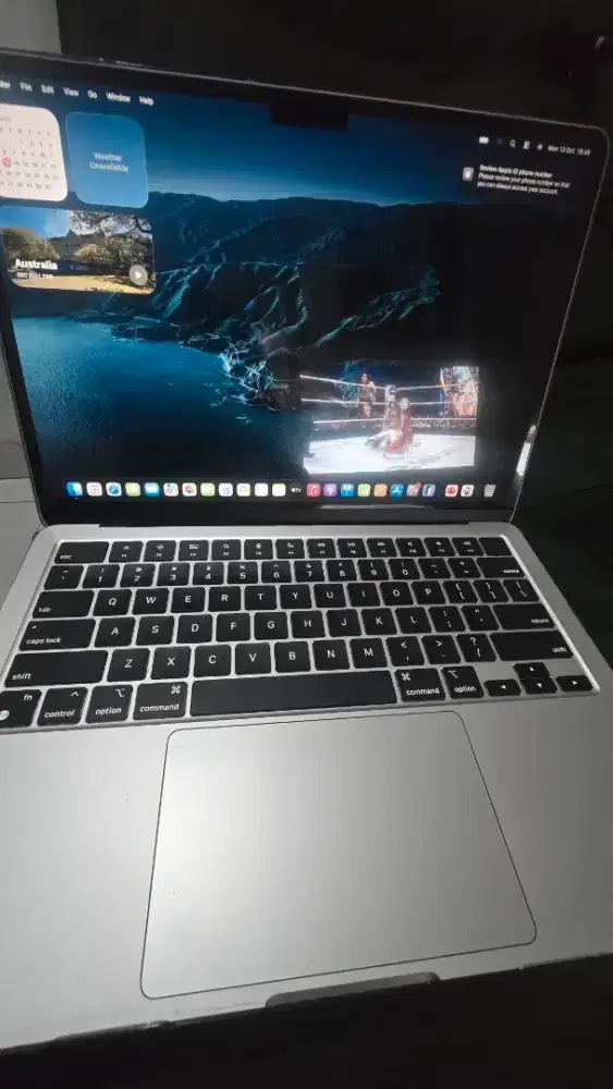 Macbook air M2 jarang pakai like new BU