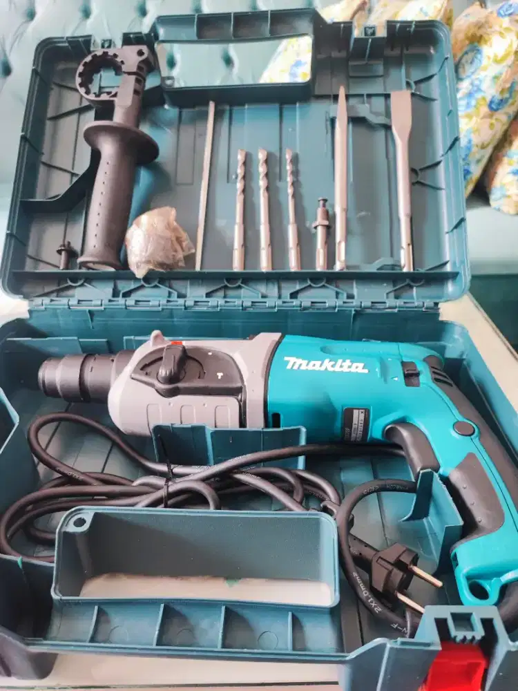 JACK HAMMER MESIN BOBOK MAKITA. BISA UNTUK PENGEBORAN JUGA