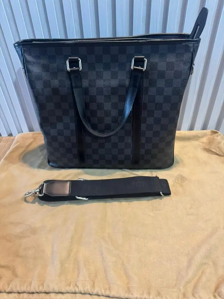 LV tadao PM damier graphite shw 2013