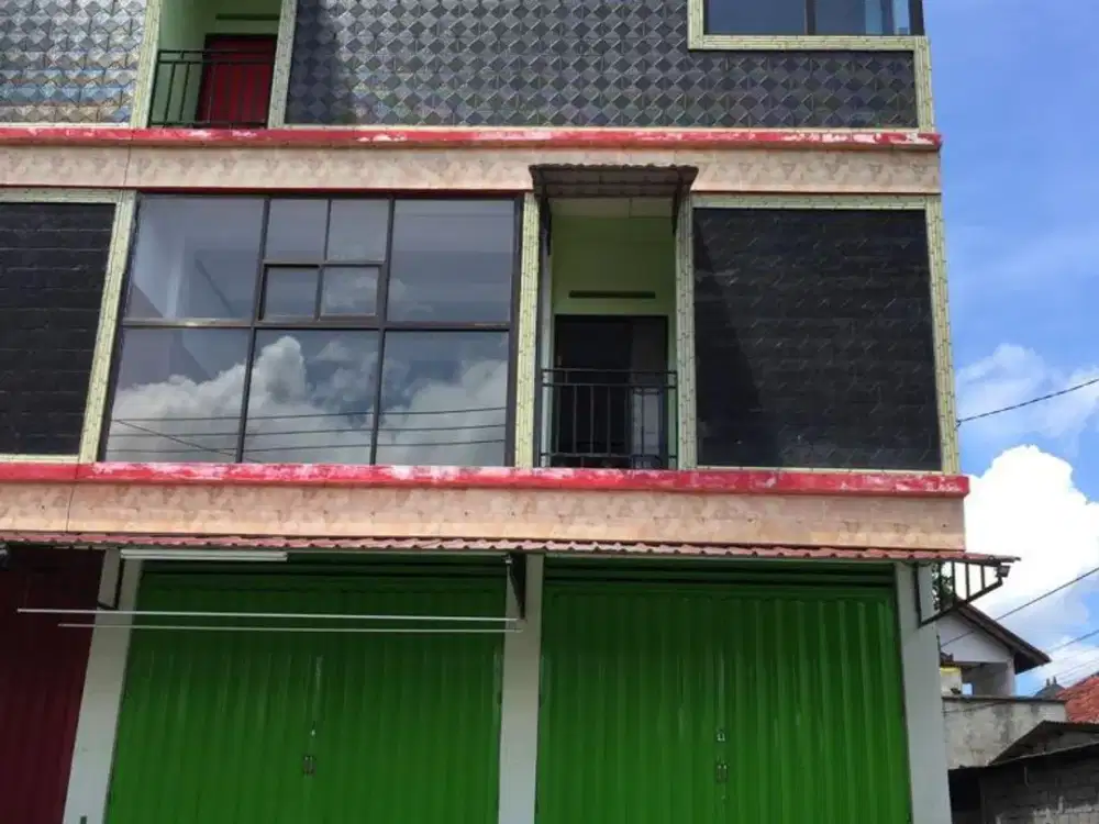 Ruko 3 Lantai di Jalan Utama Monang Maning