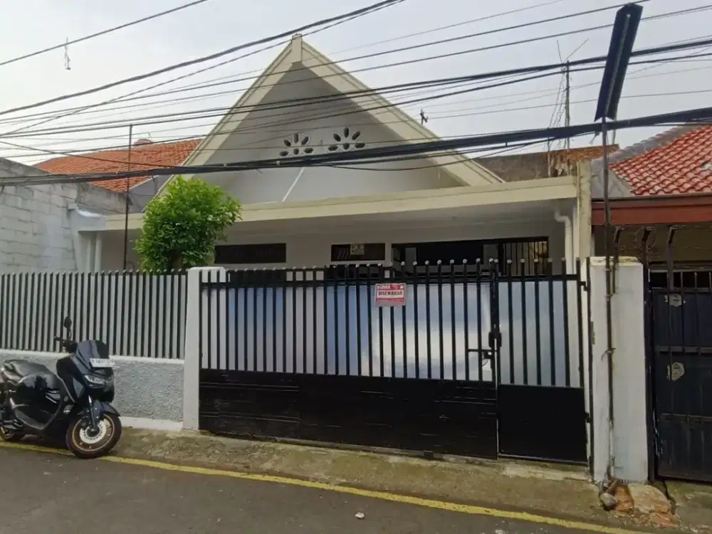 Rumah Disewakan di Bukit Duri Tebet Jaksel