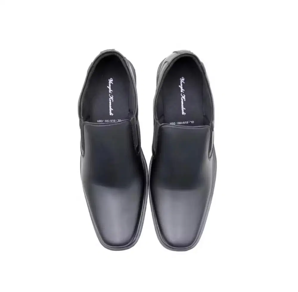 Preloved Sepatu Kantor Pantopel – Masih Kinclong, Siap Dipakai Lagi!