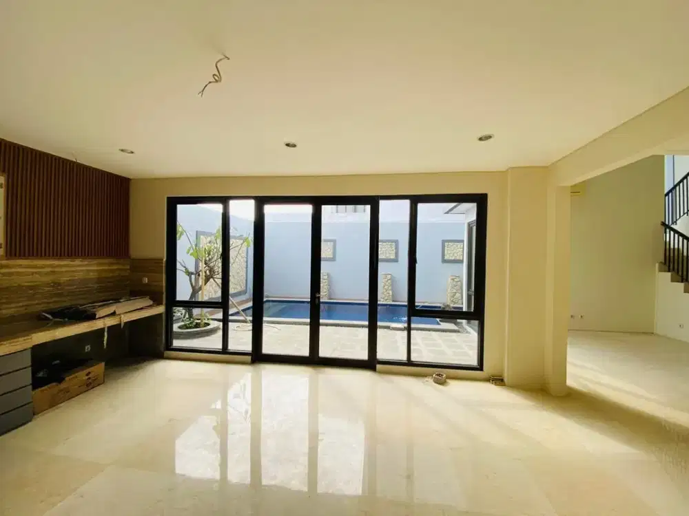 Rumah Bagus 2 Lantai Baru Renovasi Di Cluster Vassa Lippo Cikarang