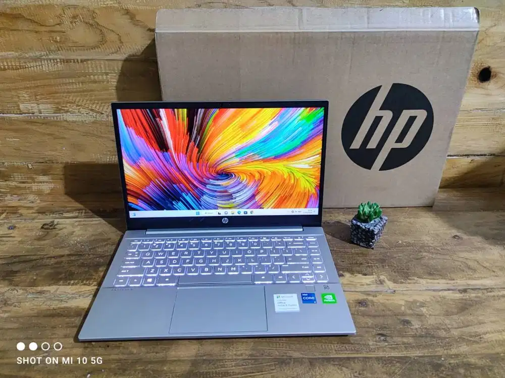 HP Pavilion 14-dv0516TX Core i7-1165G7U 16GB/512GB NVIDIA MX450 2GB
