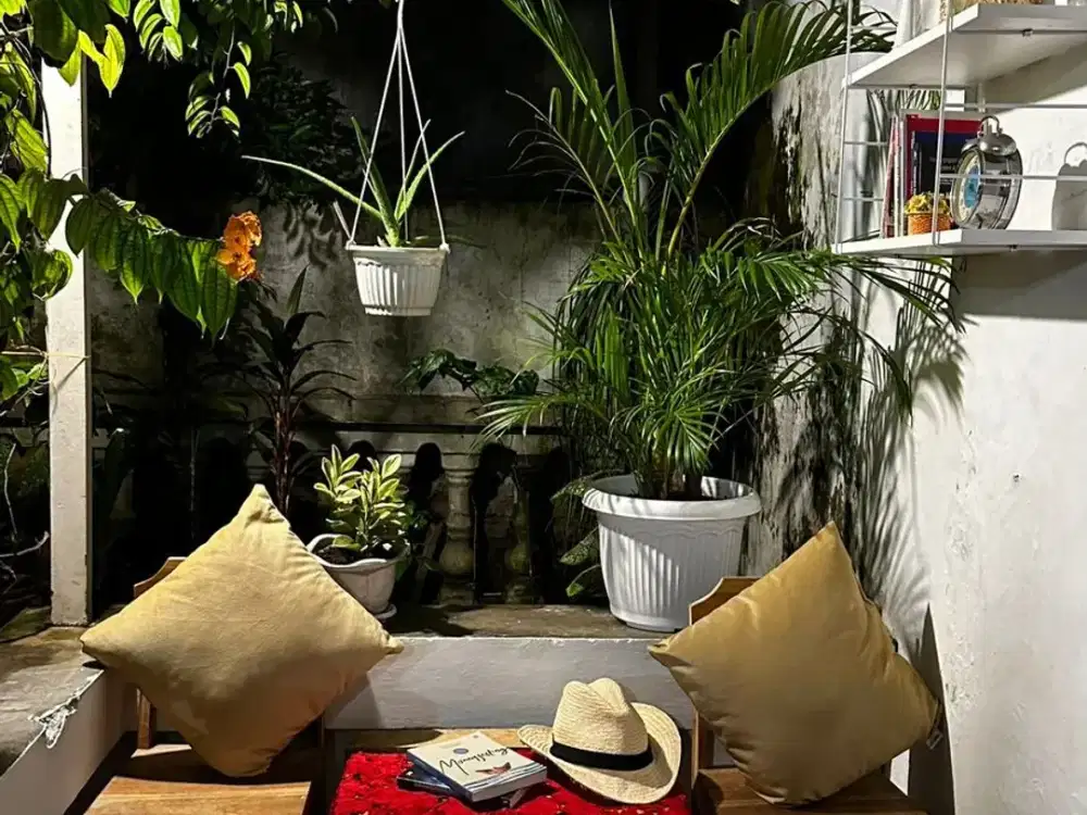 Sewa harian bulanakhusus pria single di jantung kota Jombang strategis