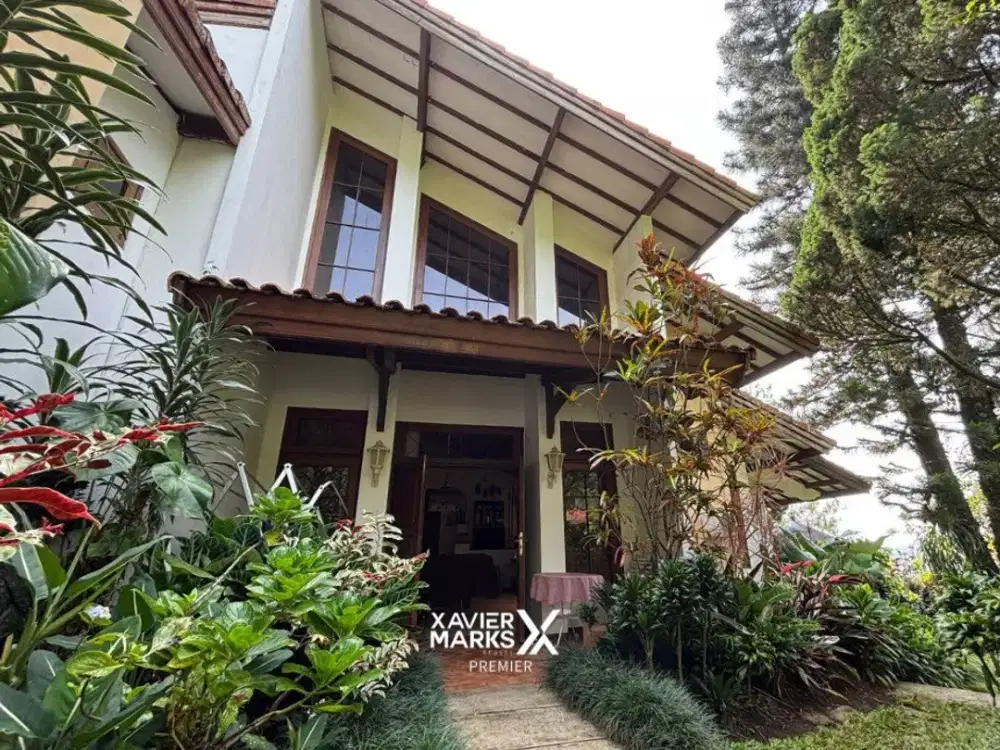Dijual Villa Artistik Full Furnish di Songgoriti Batu Malang