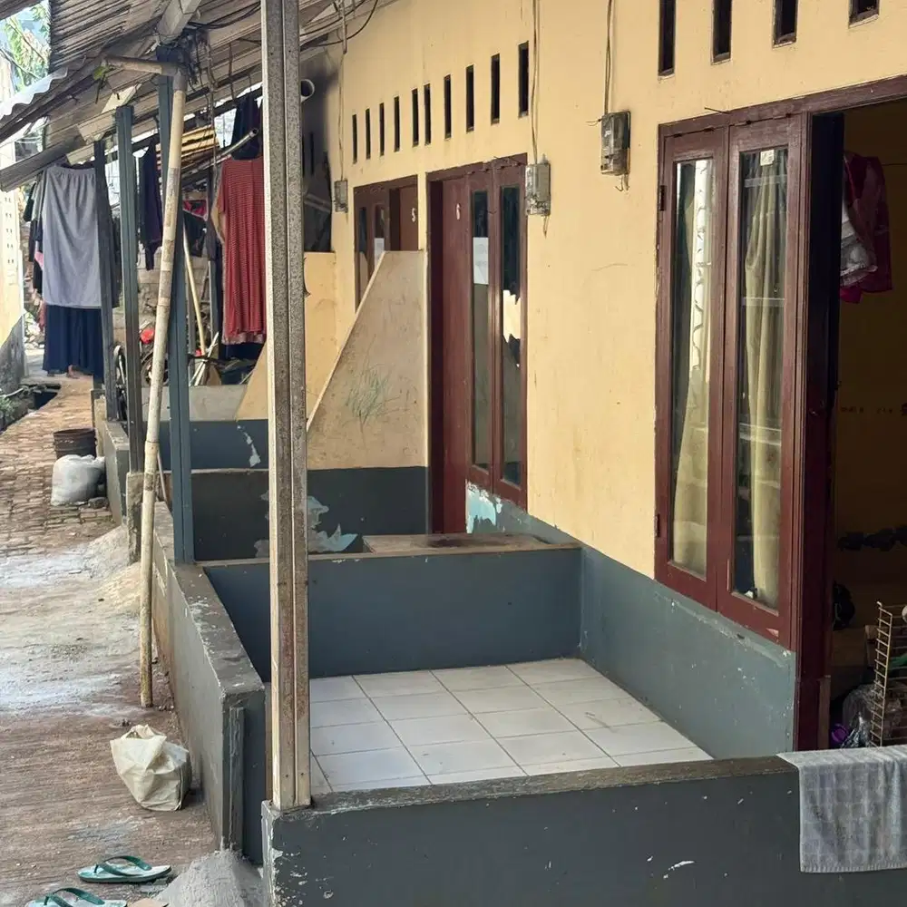 Di jual rumah kontrakan 8 pintu harga nego