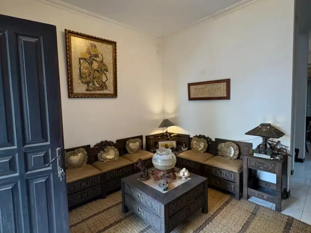 Graha Family Rumah Hook Dijual cepat (Nego sampai Deal)