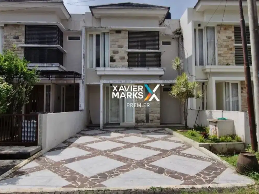 Dijual Rumah Villa Full Furnish Kawasan Wisata di Panderman Hills Batu