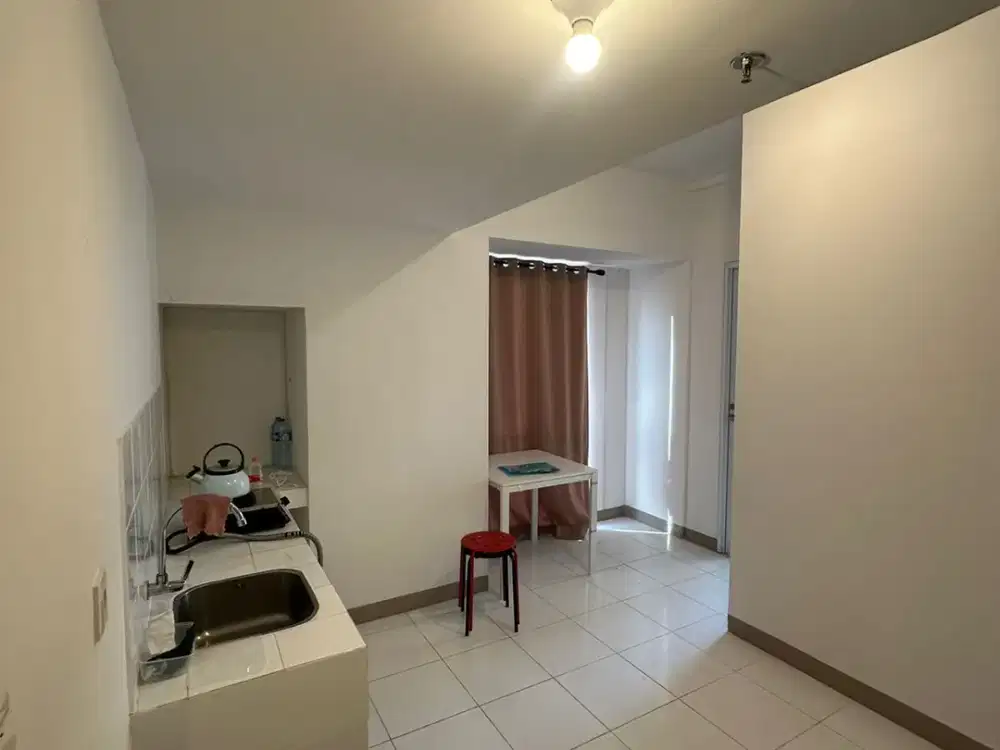 APARTEMENT TOKYO RIVERSIDE PIK 2 TIPE 2 BR UK 40m SEMI FURNISH