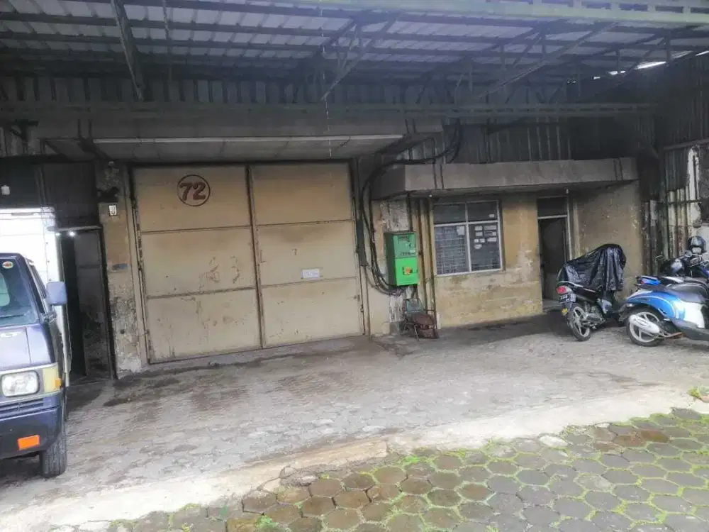 Dijual Gudang di Holis Bandung, Dijual Beserta Mesin Pembuat Plastik