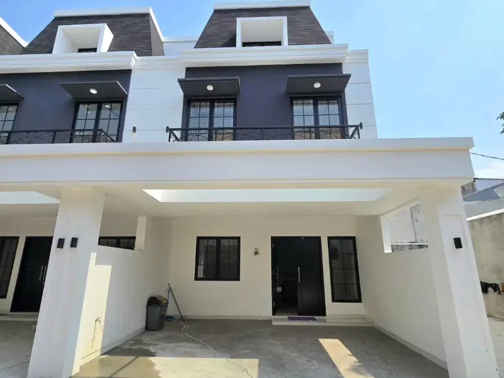 Jual Rumah Townhouse di Pancoran Jakarta Selatan Dekat Pintu tol dan LRT Hanya 3,4 M an