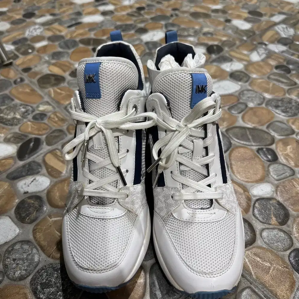 Sepatu Michael Kors Georgie Trainer