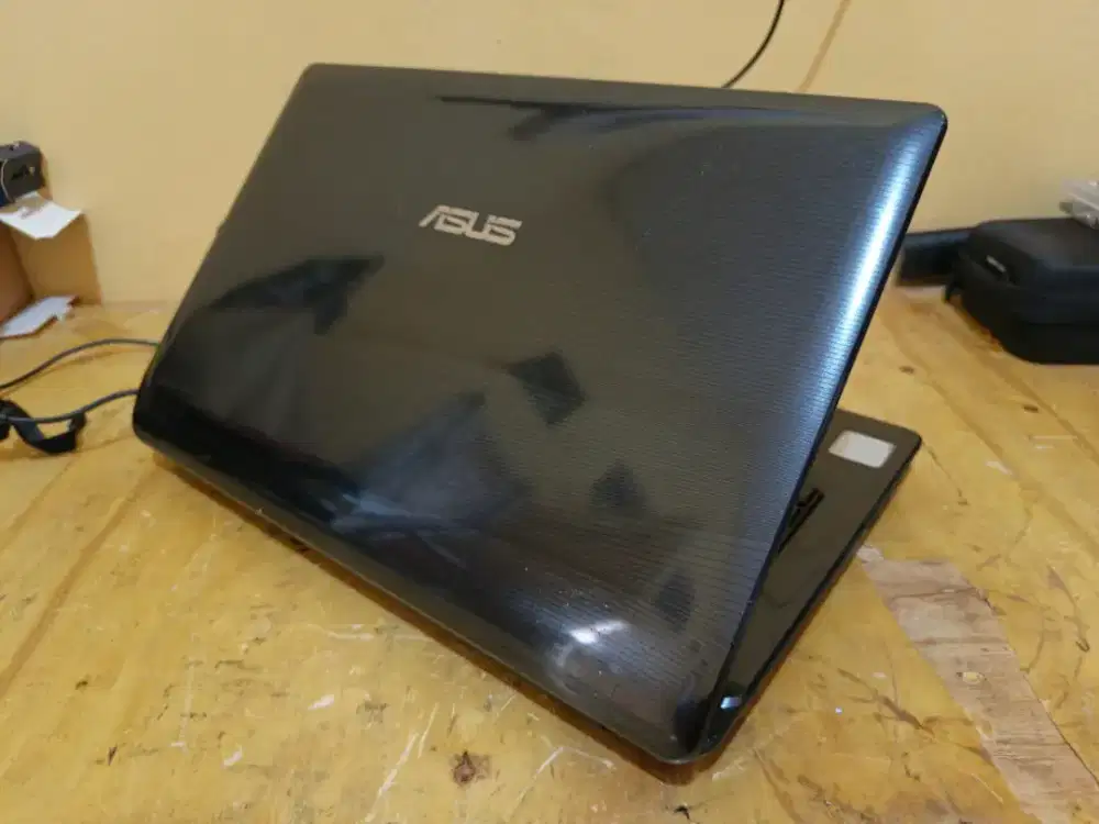Asus K42f core i3 Ram 4gb second