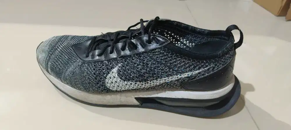 nike air max flyknit racer ukuran 43