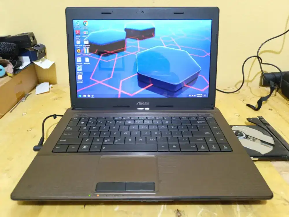 Asus K84L Ssd 256gb Gen 2 Core i3 Second