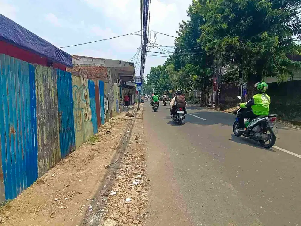 Tanah Kampung Pinggir jalan raya