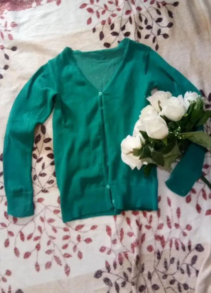 Cardigan Rajut Tebal