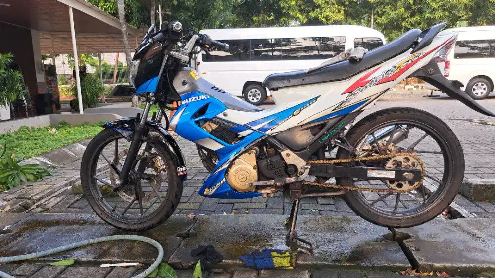 Di jual motor satria f 150 nego