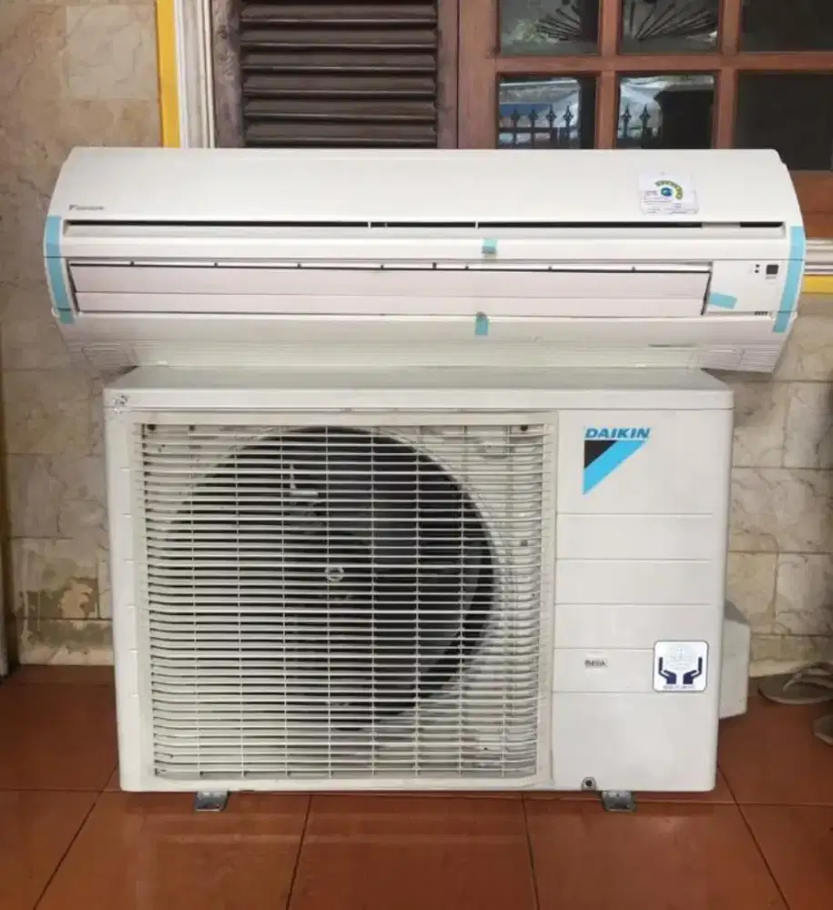 Ac Daikin 2PK dingin plus pasang