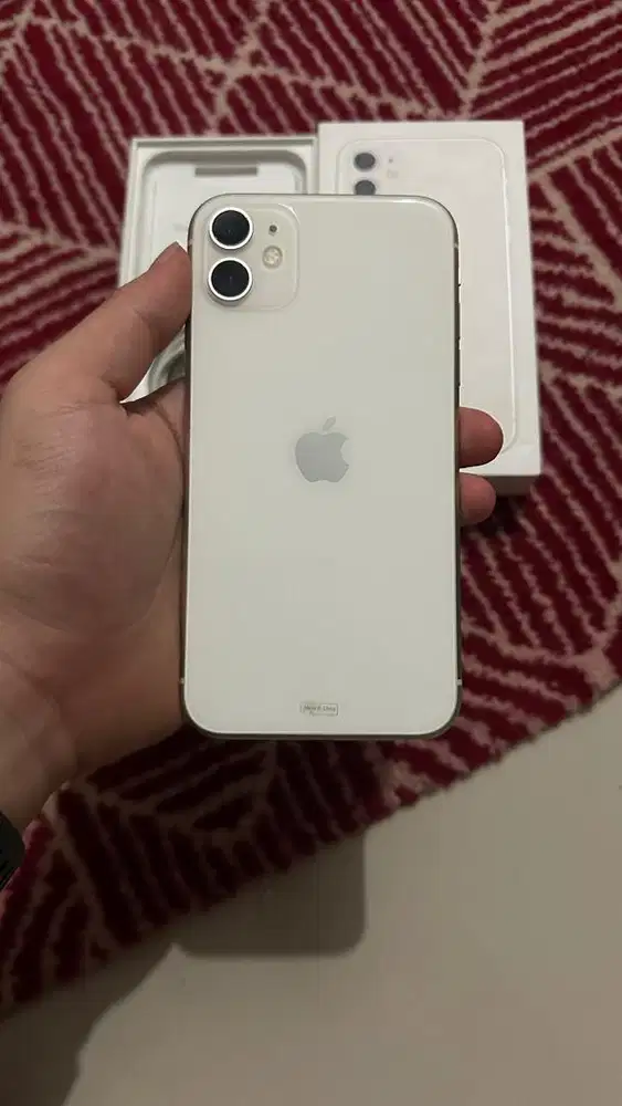 Iphone 11 128GB ibox BH 95% orian fullset fisik super mulus!