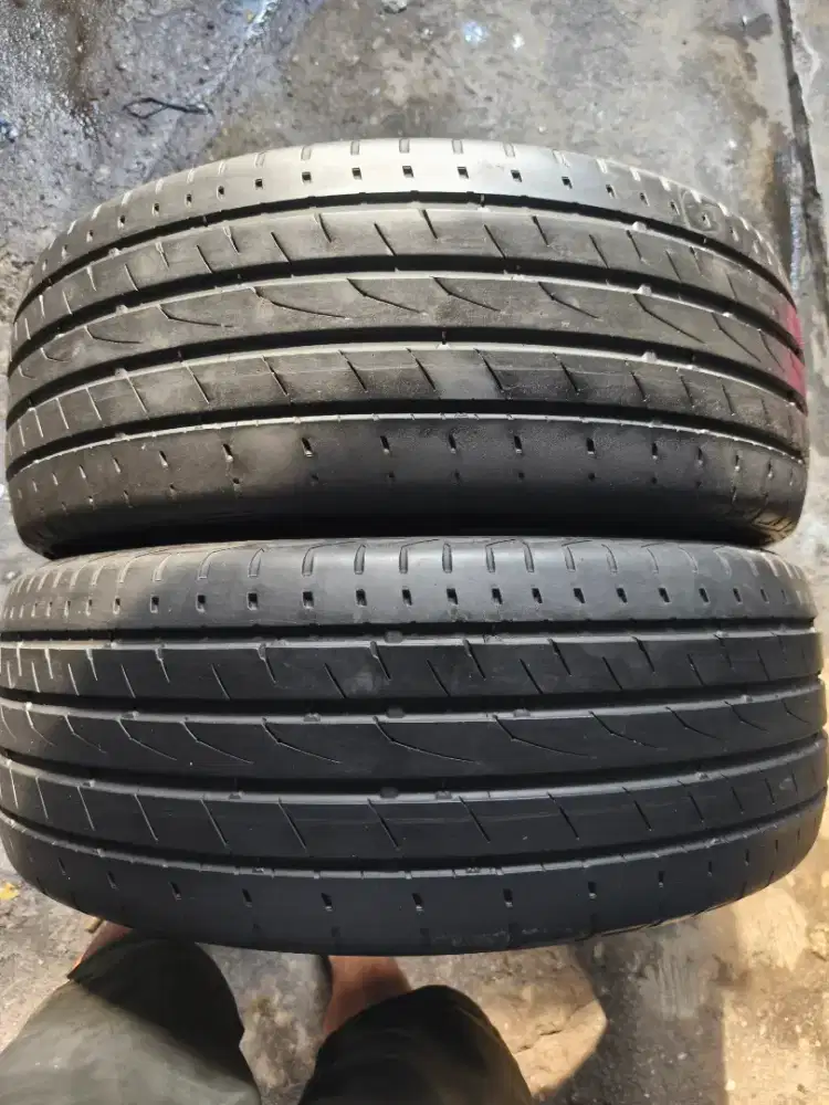 Continental 235 55 R19