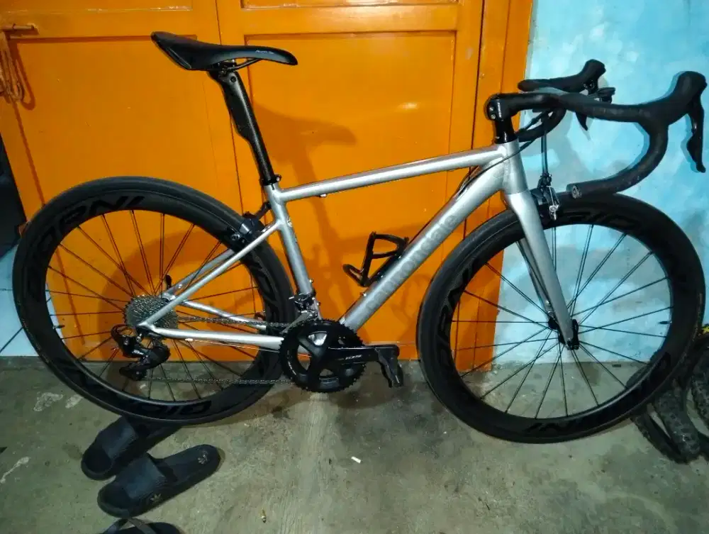 Sepeda roadbike canondale optima size 48