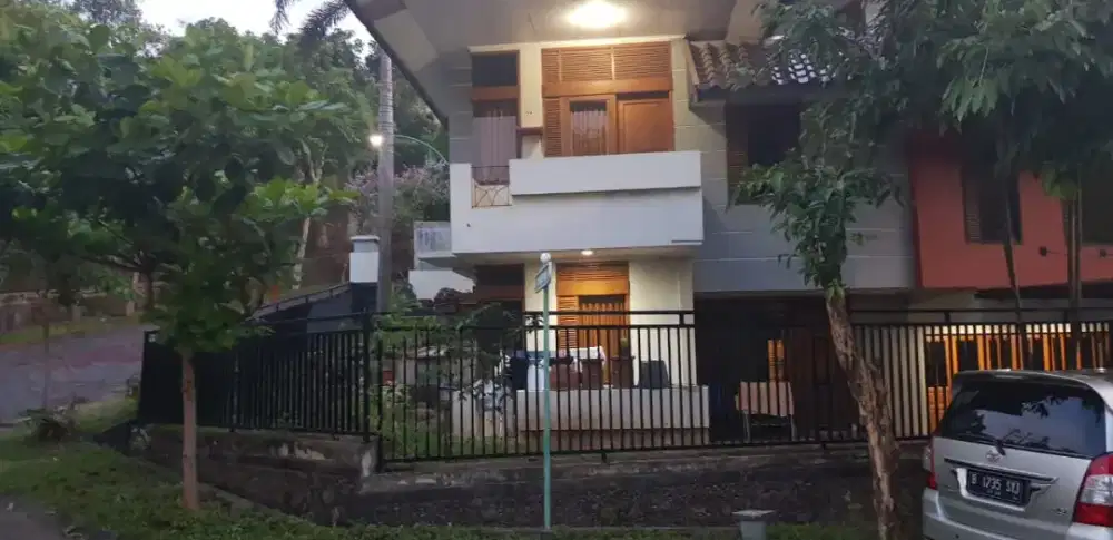 Murah dijual cepat rumah mewah graha candi golf