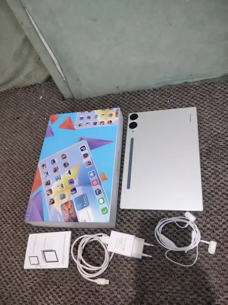 Klourus S10Pro 16/ 1TB Fullset Wifi Seluler Silver