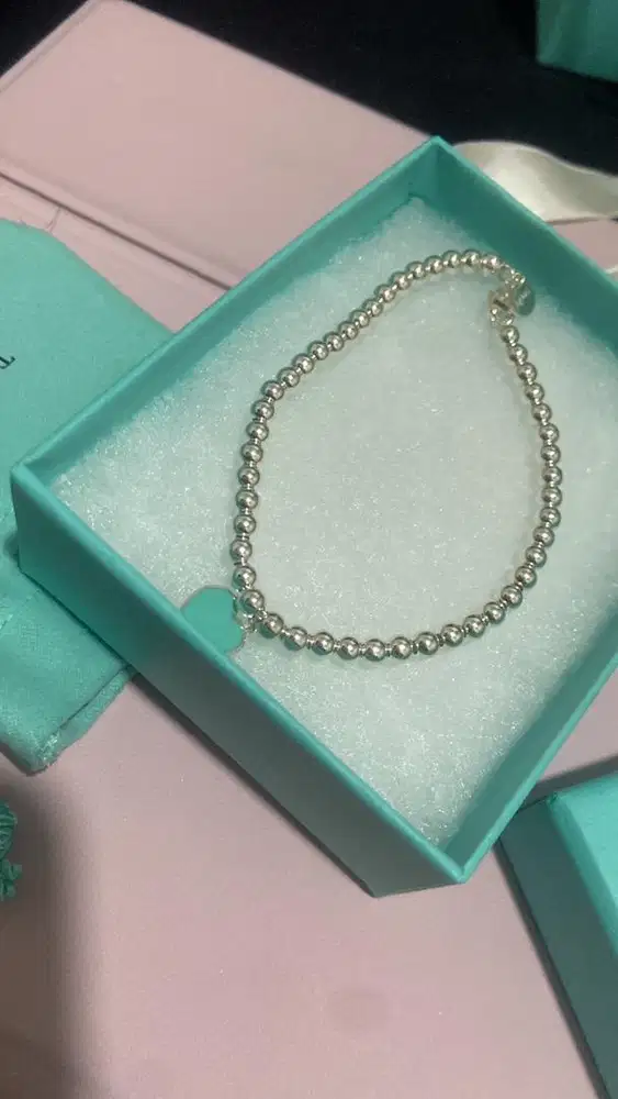 Return to Tiffany n Co