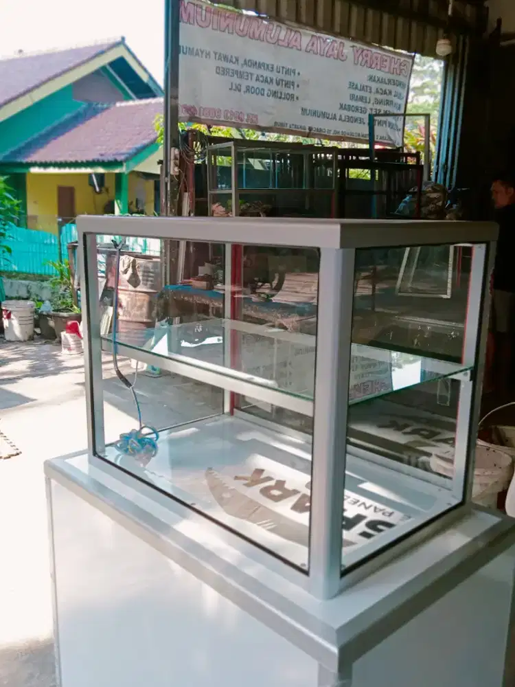 Etalase makanan /cod